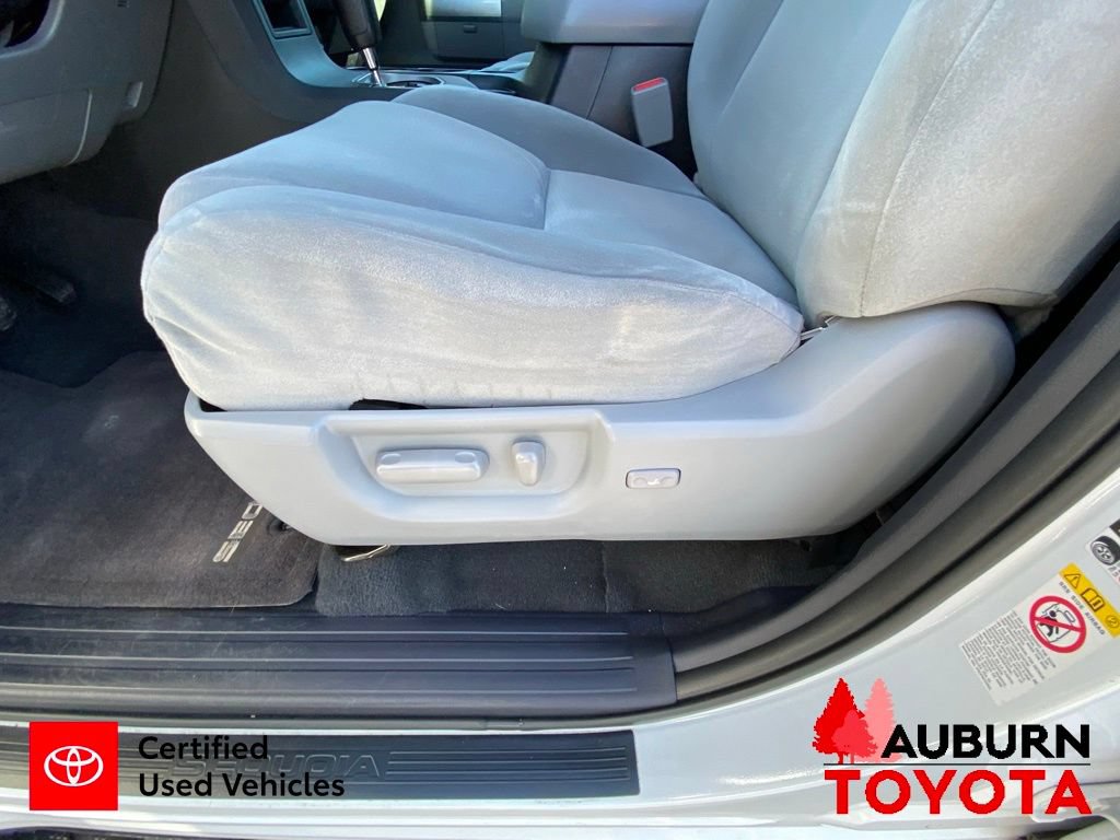 Certified 2021 Toyota Sequoia SR5 AWD/4WD image 40