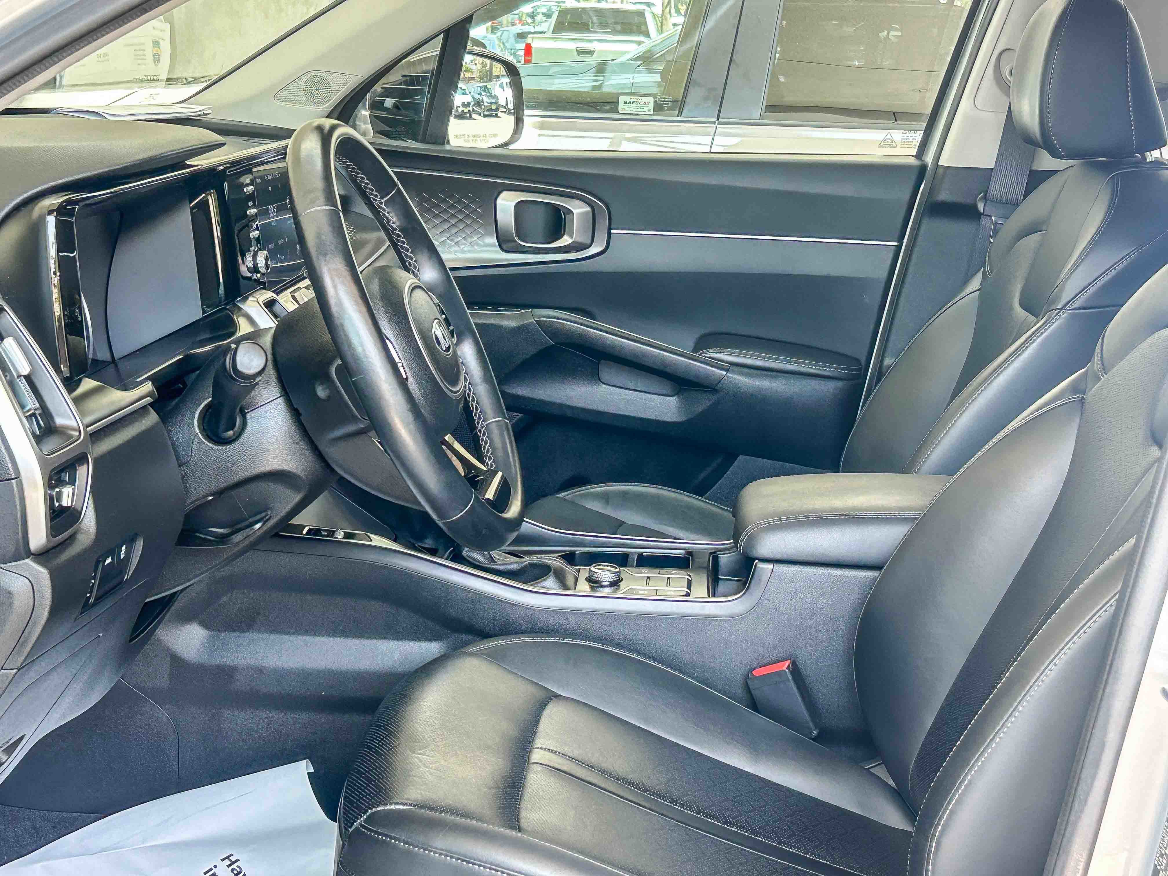 Used 2021 Kia Sorento S w/ Panoramic Sunroof Package AWD/4WD image 17
