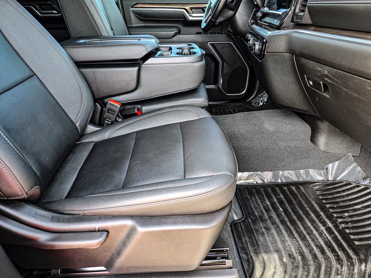 Used 2025 Chevrolet Silverado 2500 LT w/ Trail Boss Package image 37