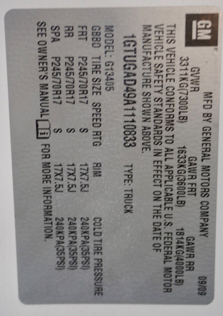 Used 2010 GMC Savana 1500 image 32