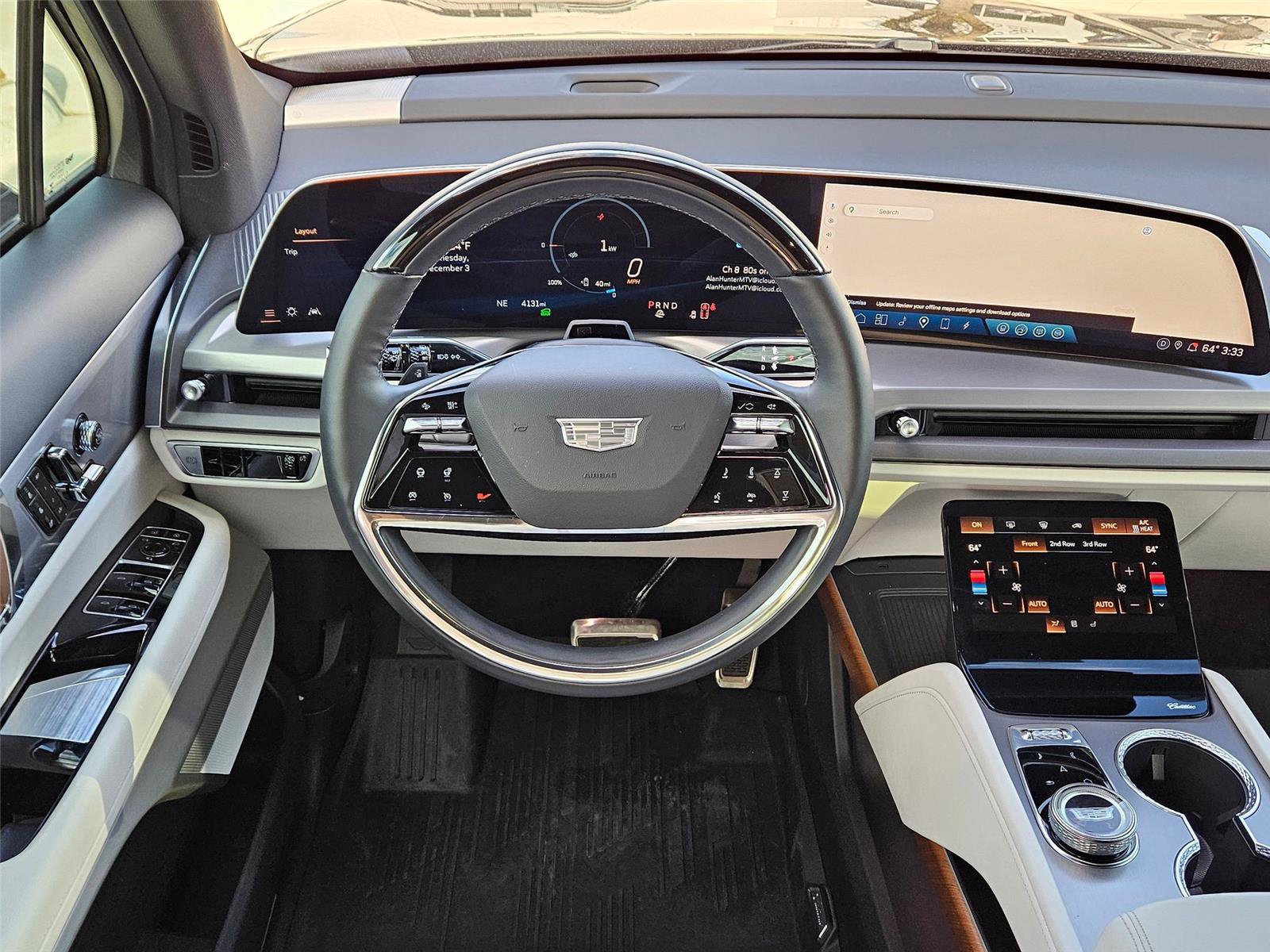 New 2026 Cadillac Vistiq Sport w/ LPO, Floor Liner Package AWD/4WD image 14