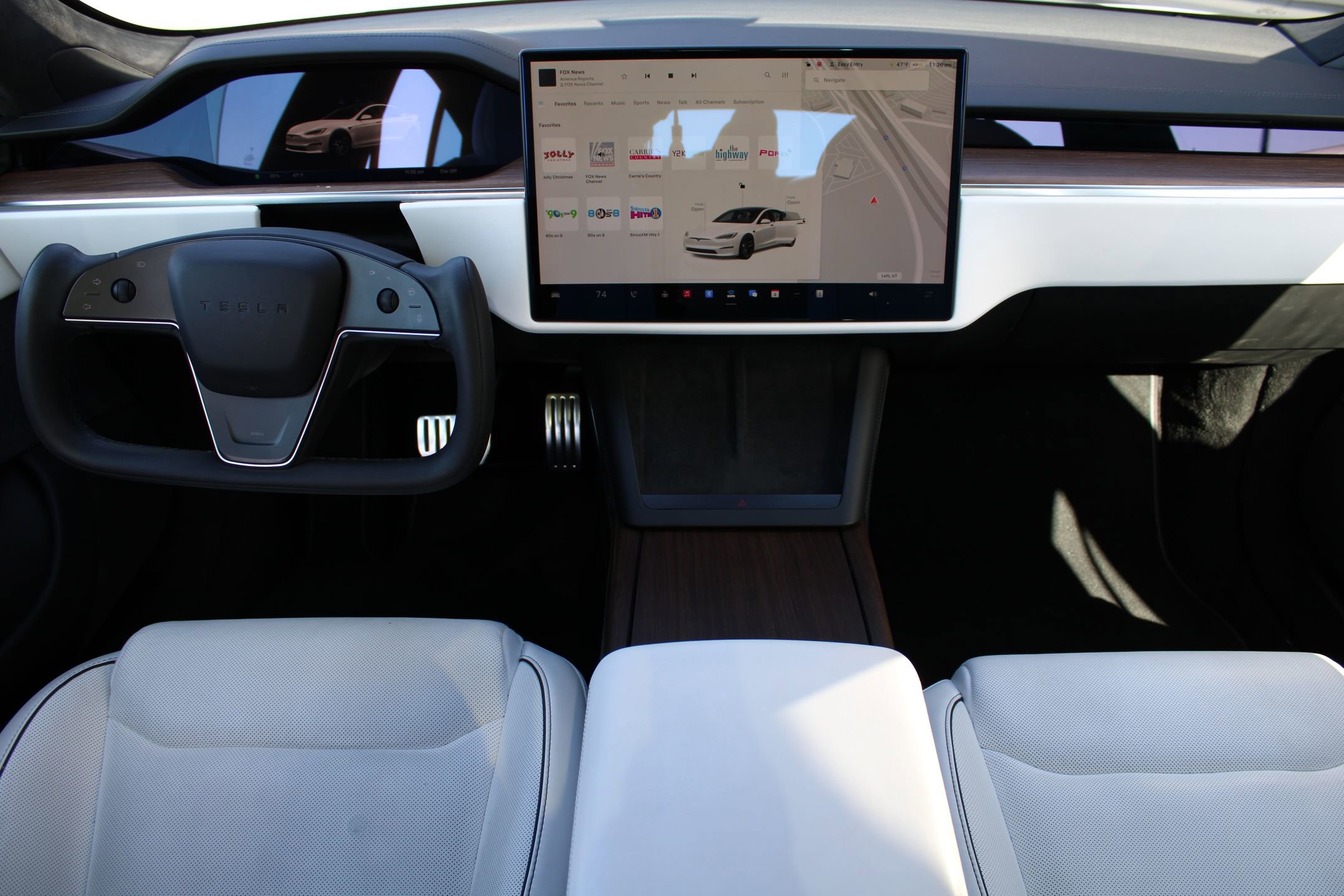 Used 2021 Tesla Model S Plaid image 19