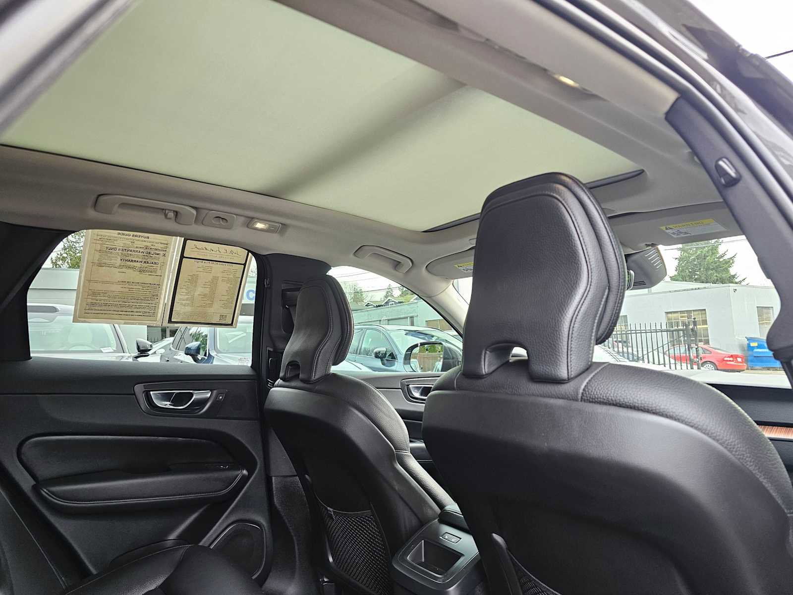 Certified 2023 Volvo XC60 B5 Plus w/ Climate Package image 13