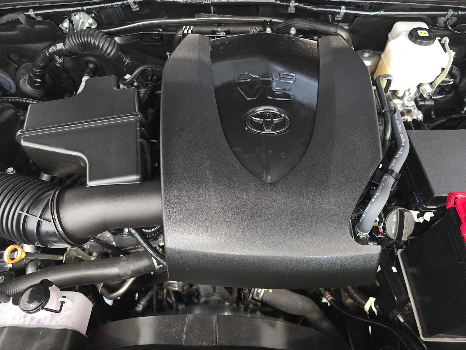 Certified 2023 Toyota Tacoma TRD Off-Road w/ TRD Premium Off Road Package AWD/4WD image 9