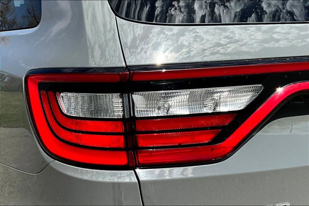 Used 2020 Dodge Durango SXT image 21