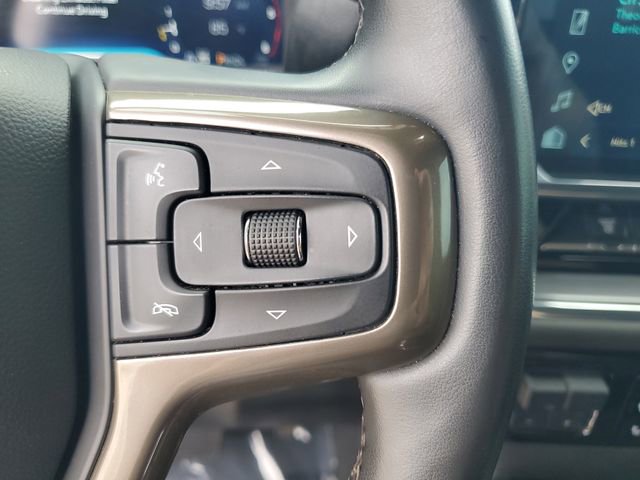 Used 2024 Chevrolet Silverado 3500 High Country w/ Technology Package AWD/4WD image 18
