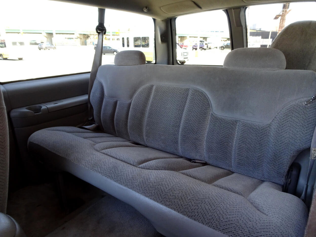 Used 1999 Chevrolet Tahoe 4WD 2-Door w/ Preferred Equipment Group image 13