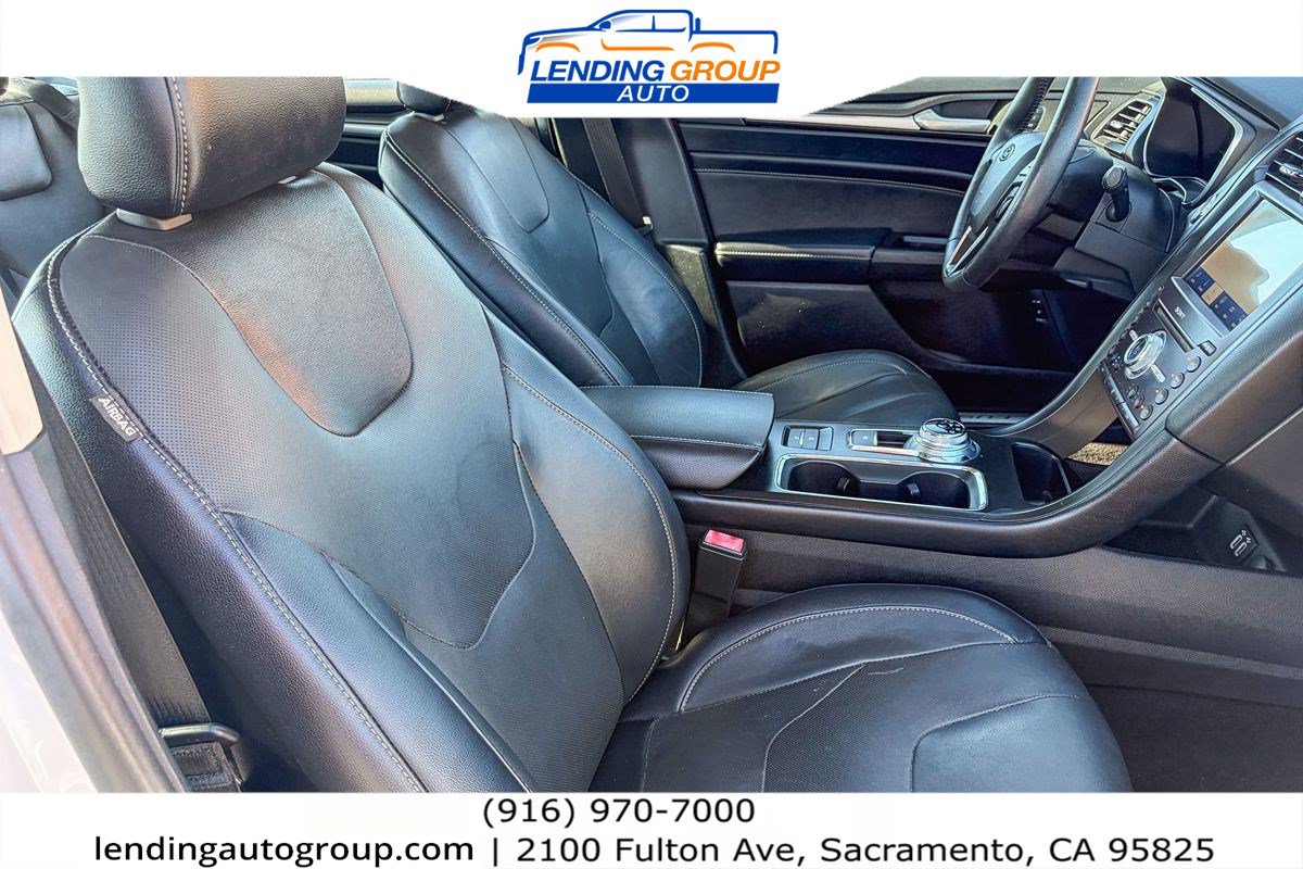 Used 2019 Ford Fusion Titanium FWD image 15