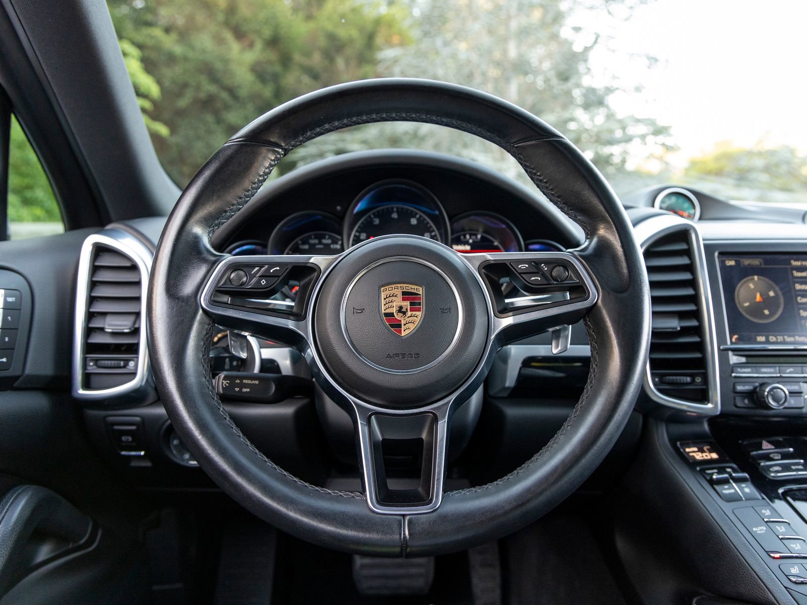 Used 2016 Porsche Cayenne image 29