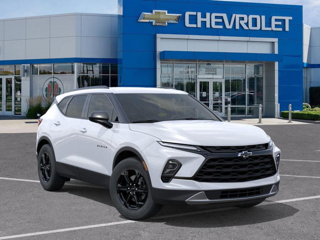 New 2025 Chevrolet Blazer LT w/ Convenience Package image 7