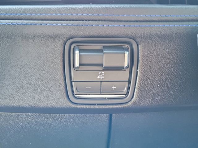 Certified 2025 Cadillac Escalade IQ Luxury 1 w/ Smart Trailering package AWD/4WD image 26