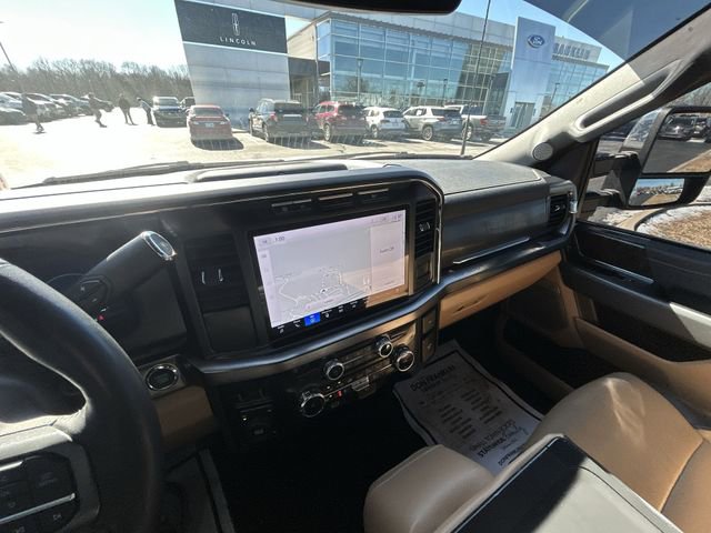 Used 2024 Ford F350 Lariat w/ Chrome Package image 12