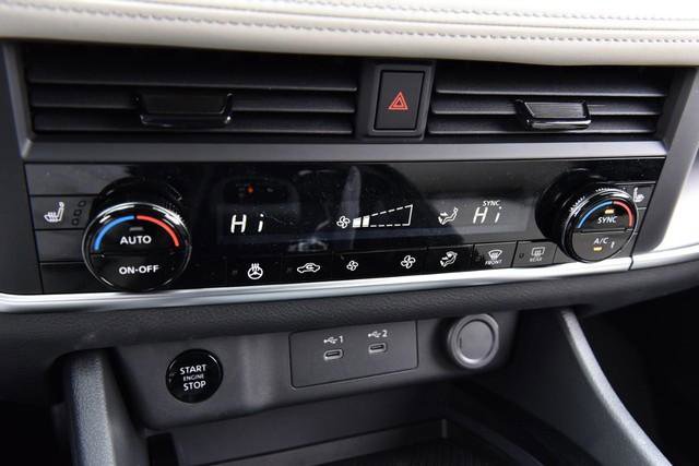 New 2026 Nissan Rogue SV image 18