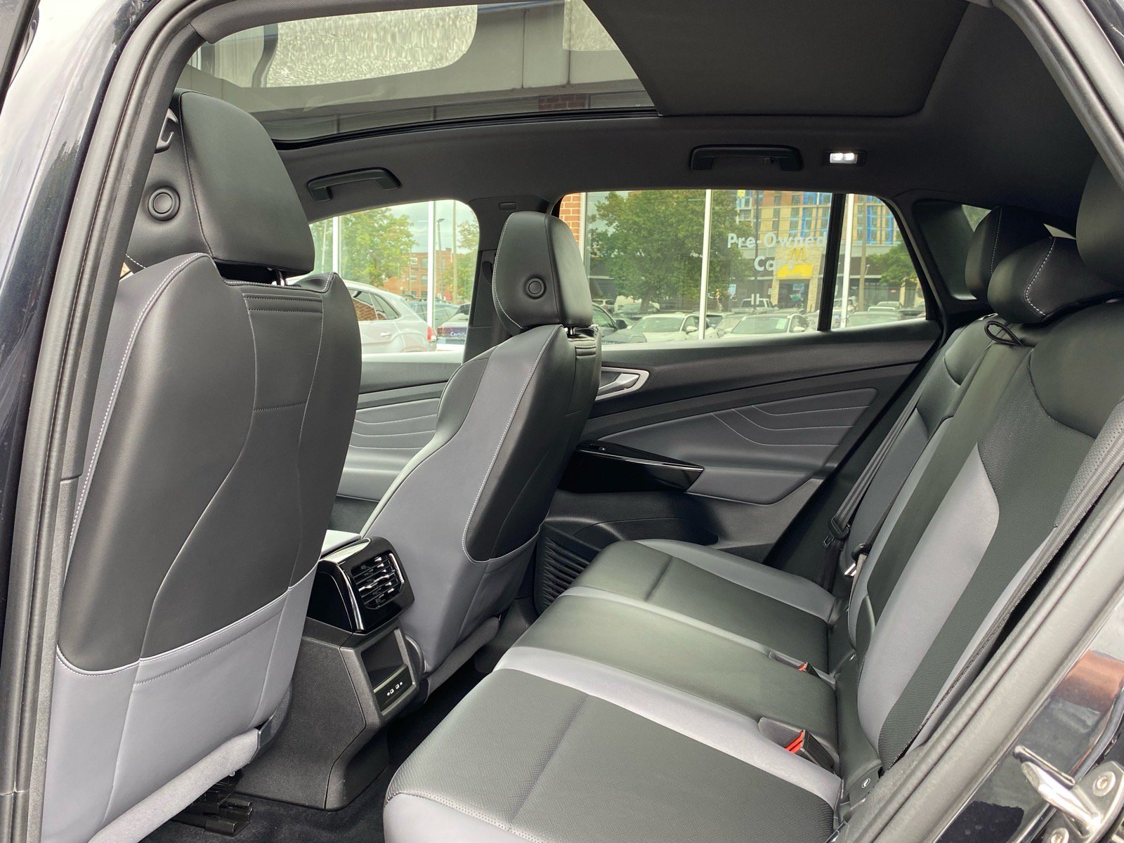 Certified 2023 Volkswagen ID.4 S RWD image 19