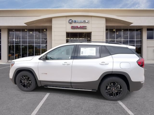 Certified 2022 GMC Terrain AT4 w/ Tech Package AWD/4WD image 9