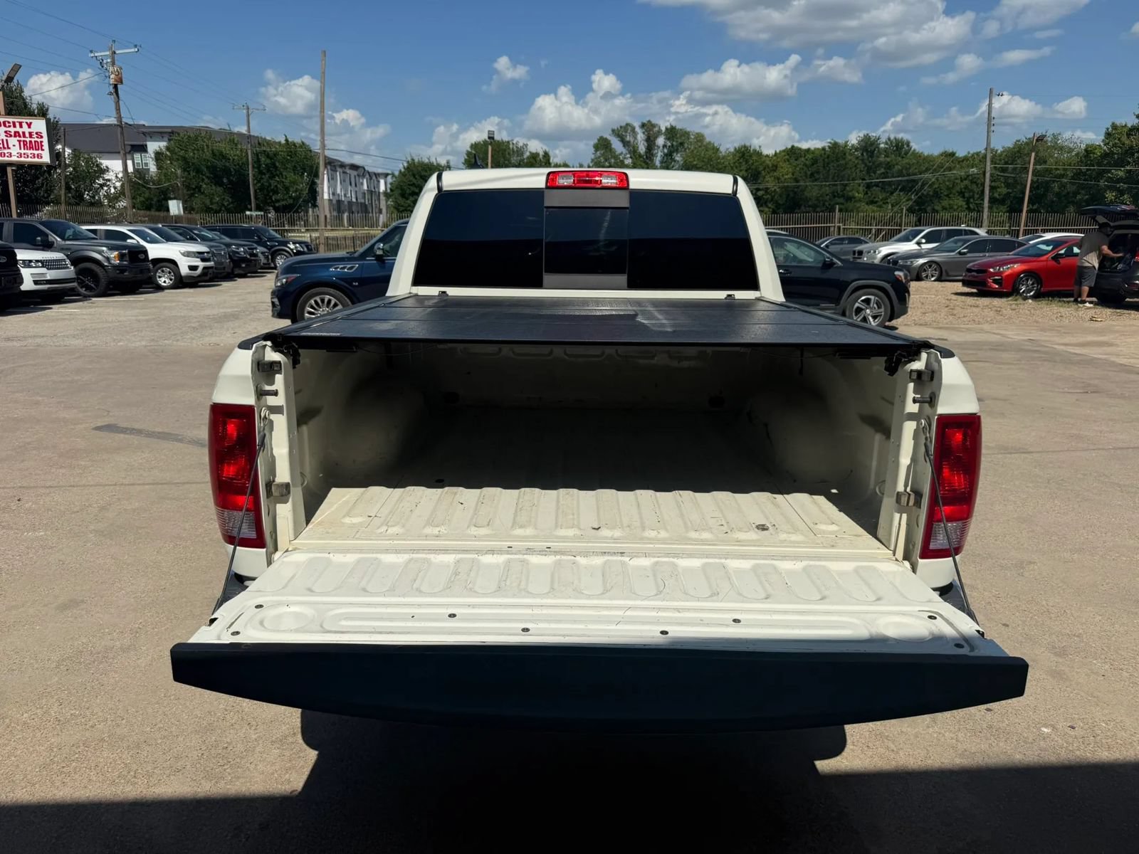Used 2016 RAM 1500 Lone Star AWD/4WD image 11