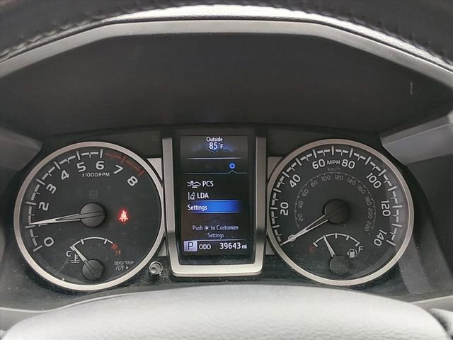 Used 2022 Toyota Tacoma SR5 w/ Technology Package RWD image 23