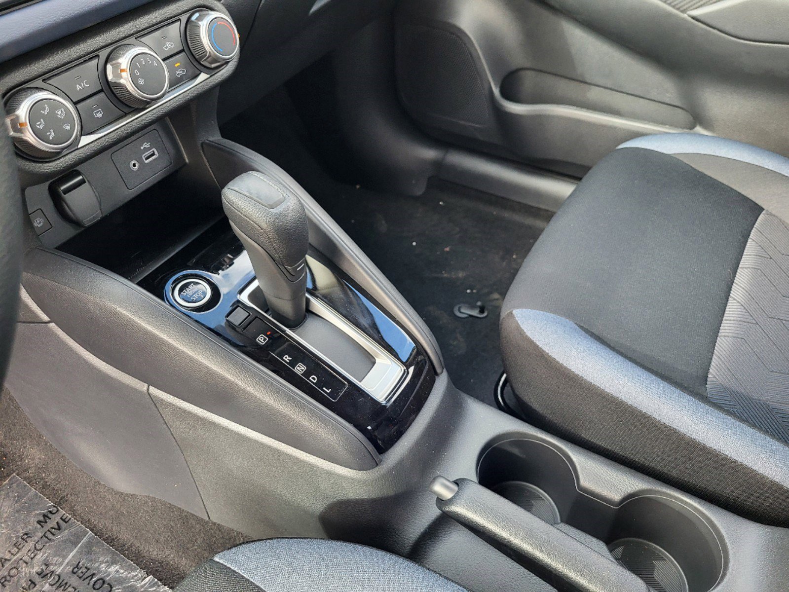 New 2025 Nissan Versa SV w/ Trunk Package image 10