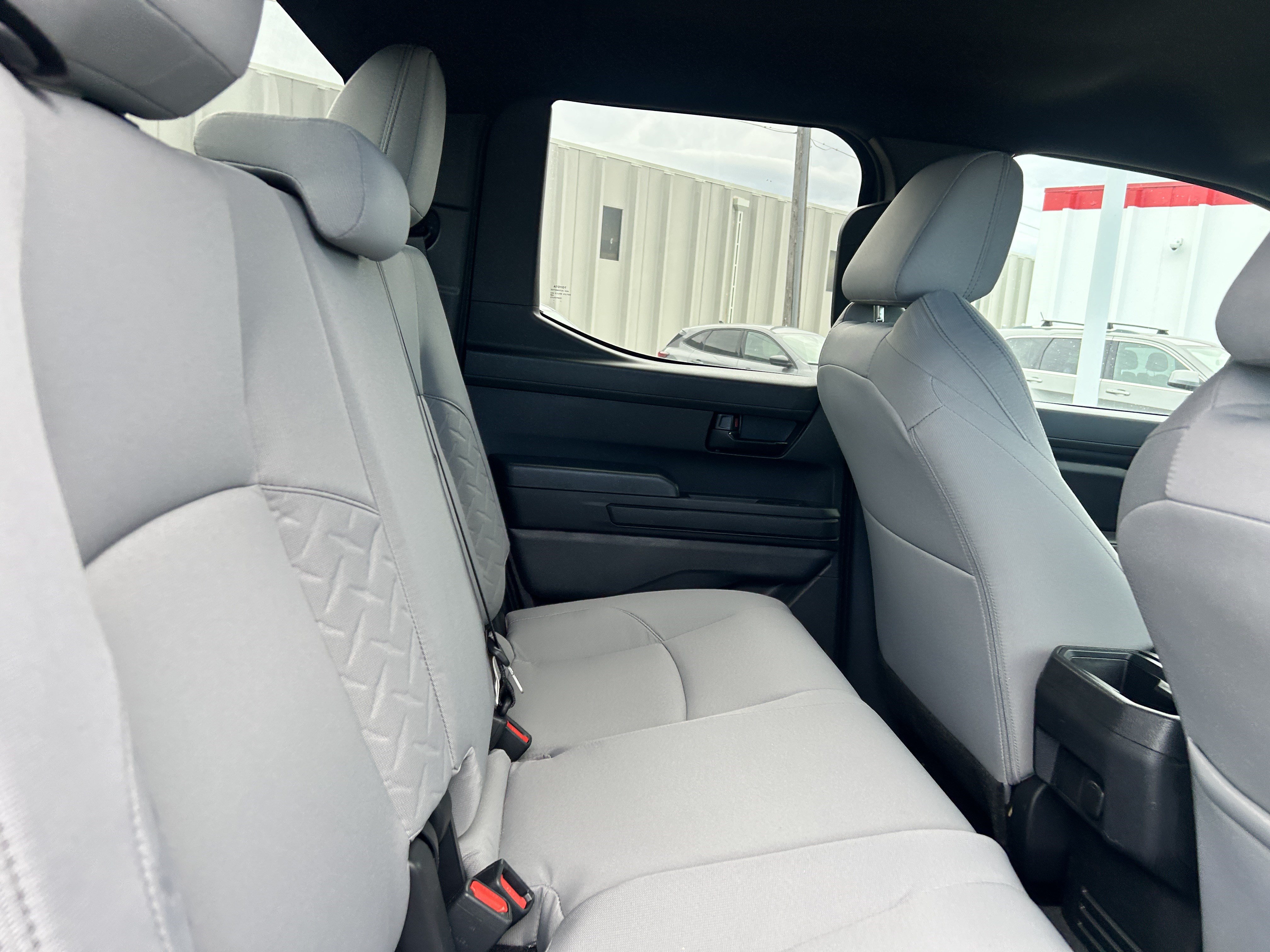 Used 2025 Toyota Tacoma SR5 AWD/4WD image 11