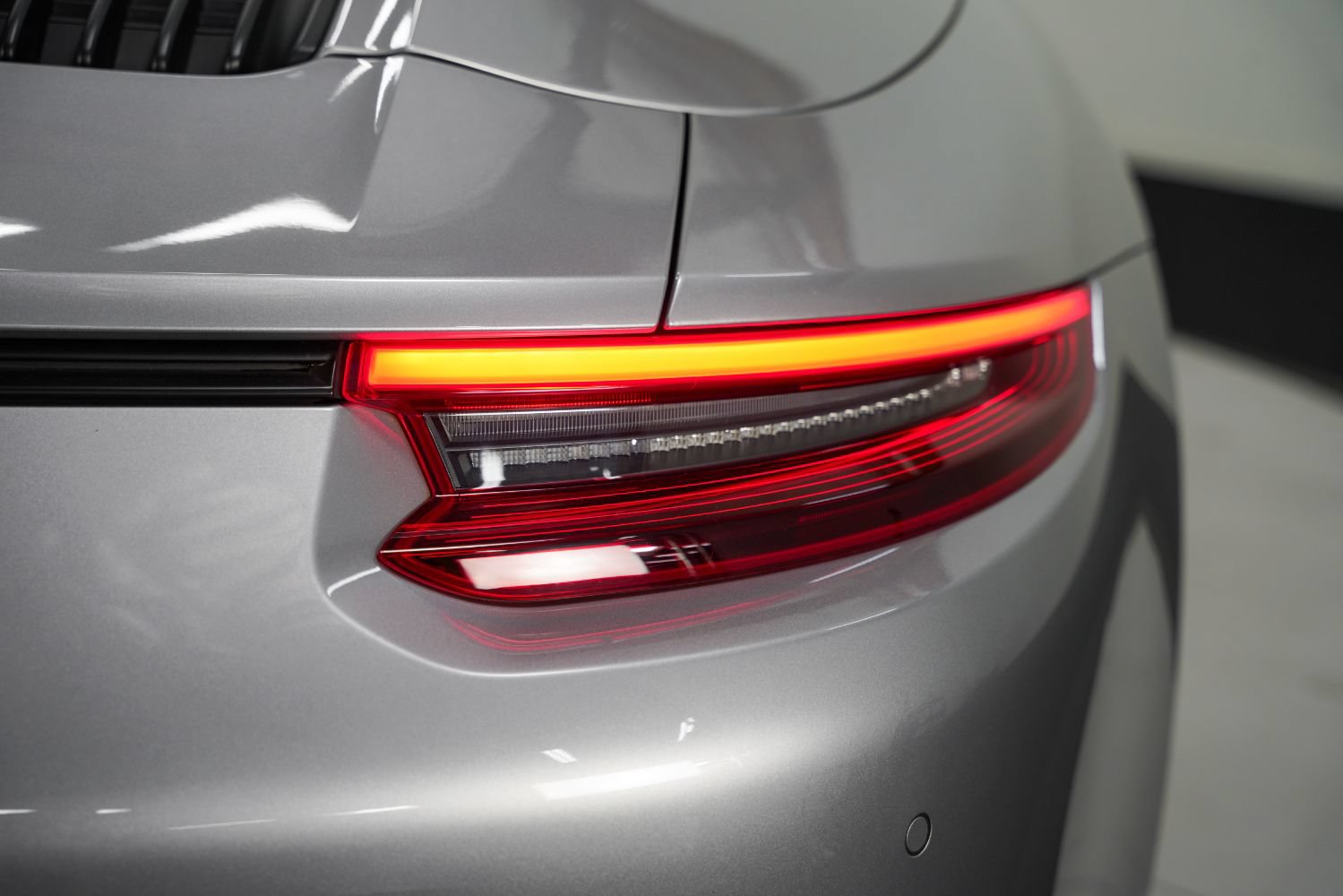 Used 2019 Porsche 911 Carrera GTS RWD image 22