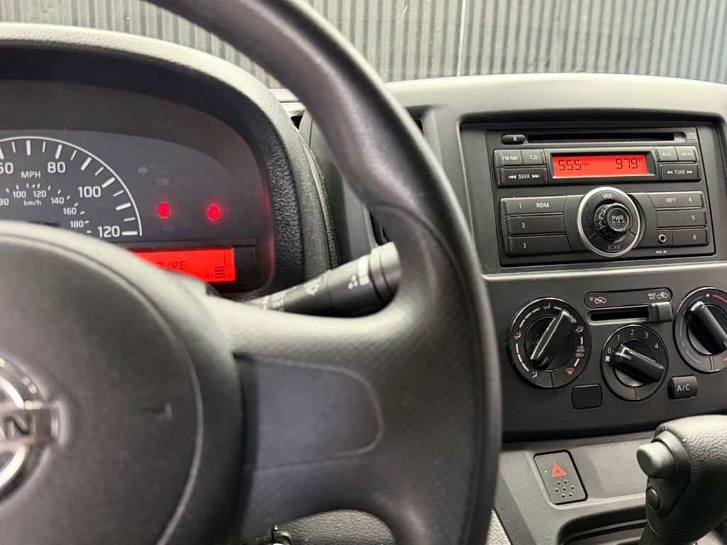Used 2016 Nissan NV200 S FWD image 18