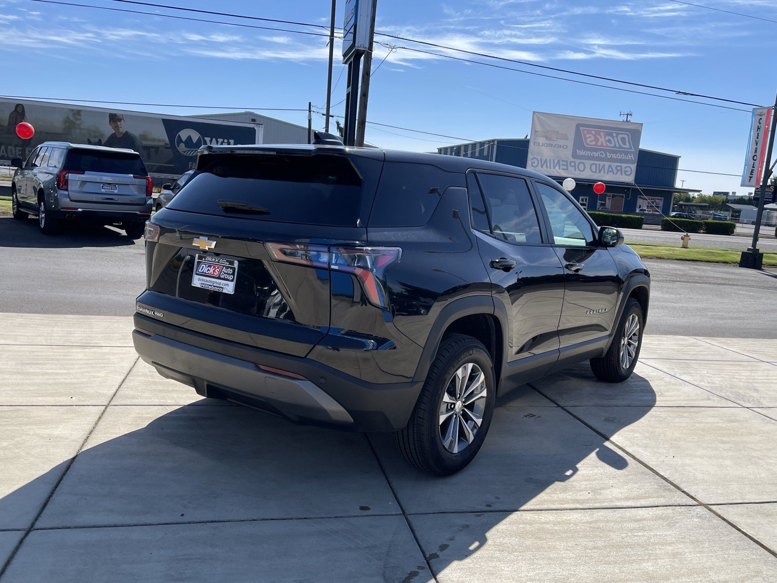 Used 2026 Chevrolet Equinox LT AWD/4WD image 5