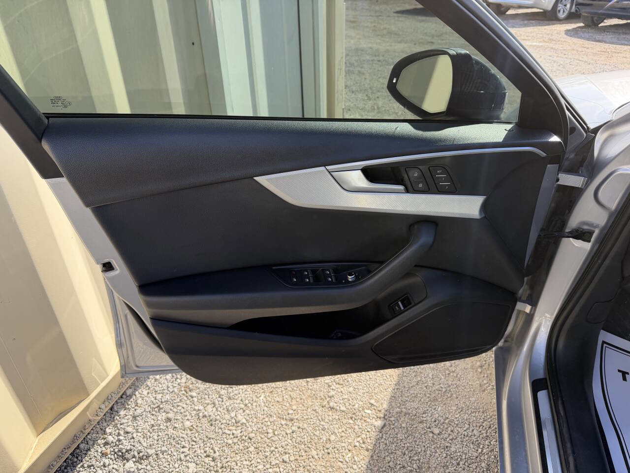 Used 2017 Audi A4 2.0T Premium w/ Convenience Package image 9