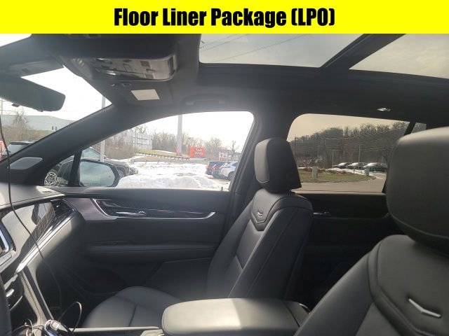 Used 2025 Cadillac XT6 Premium Luxury w/ Technology Package image 15