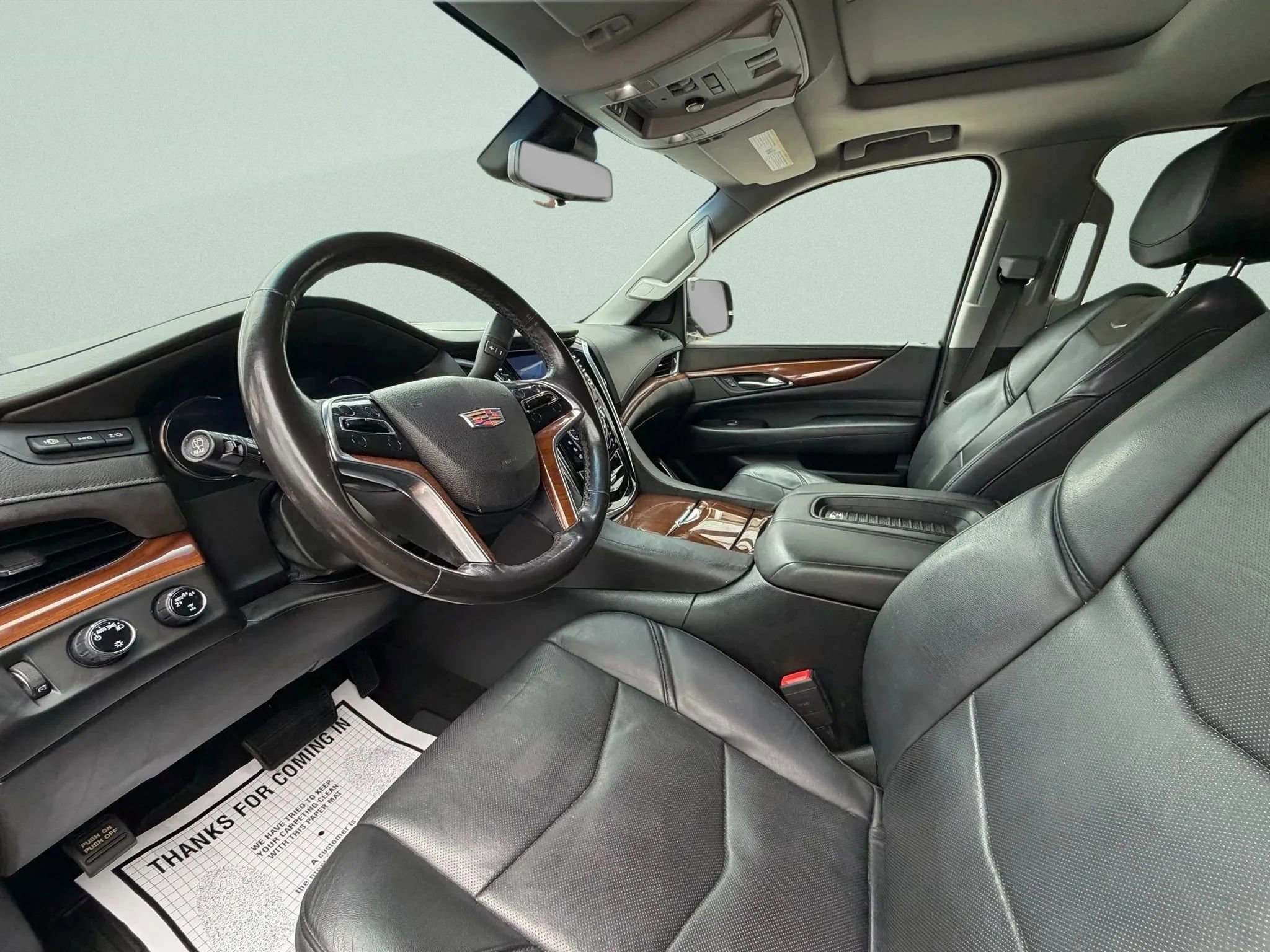 Used 2018 Cadillac Escalade Luxury image 24