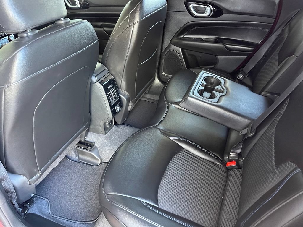 New 2026 Jeep Compass Latitude AWD/4WD image 11
