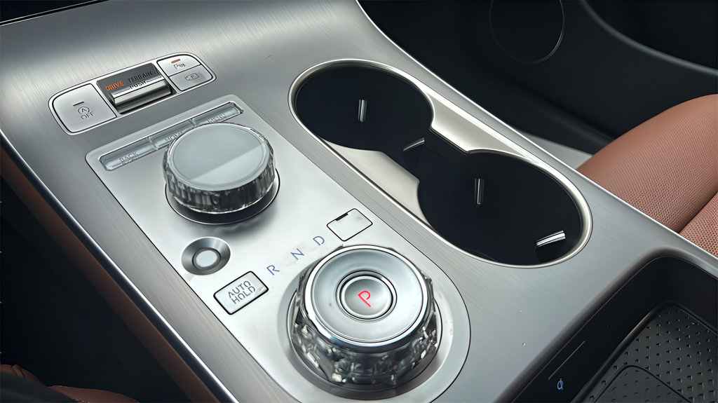 New 2026 Genesis GV70 2.5T Advanced AWD/4WD image 19