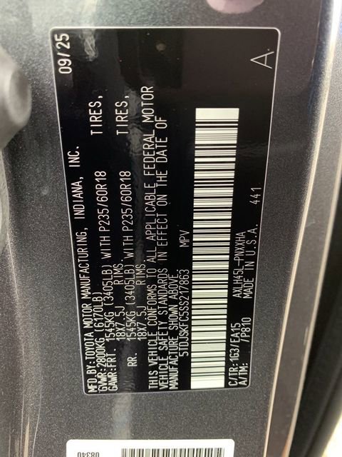 New 2025 Toyota Sienna XLE image 32