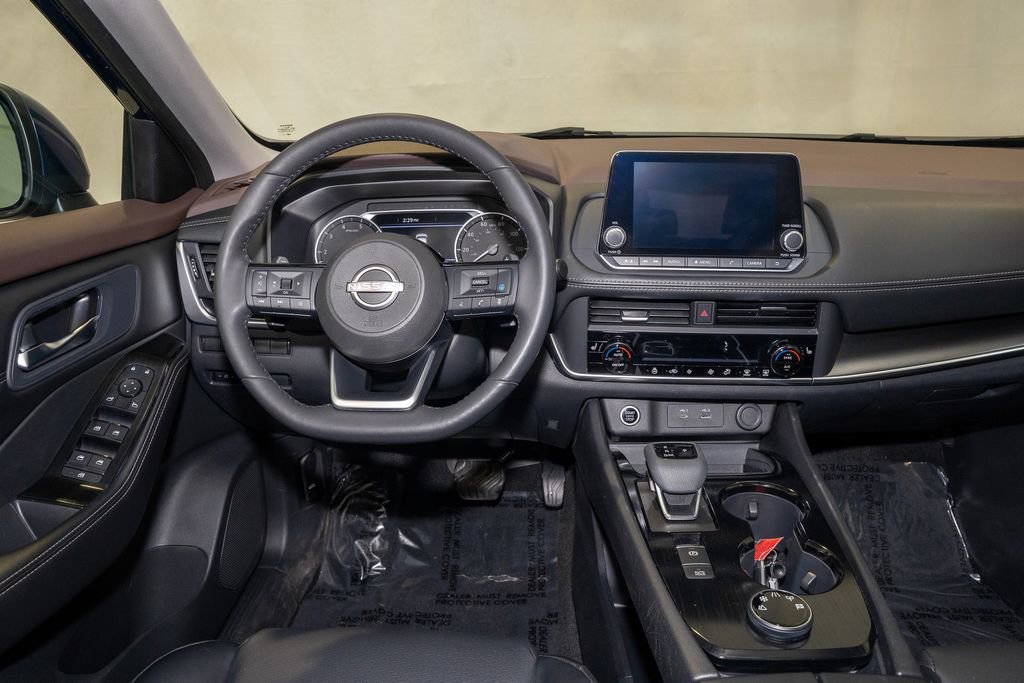 Certified 2023 Nissan Rogue SV w/ SV Premium B Package image 7