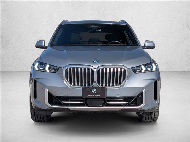 Certified 2024 BMW X5 xDrive50e w/ Premium Package image 2