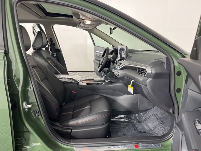 New 2026 Nissan Altima 2.5 SR w/ SR Midnight Edition Package FWD image 40