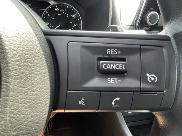 Used 2023 Nissan Rogue S AWD/4WD image 21