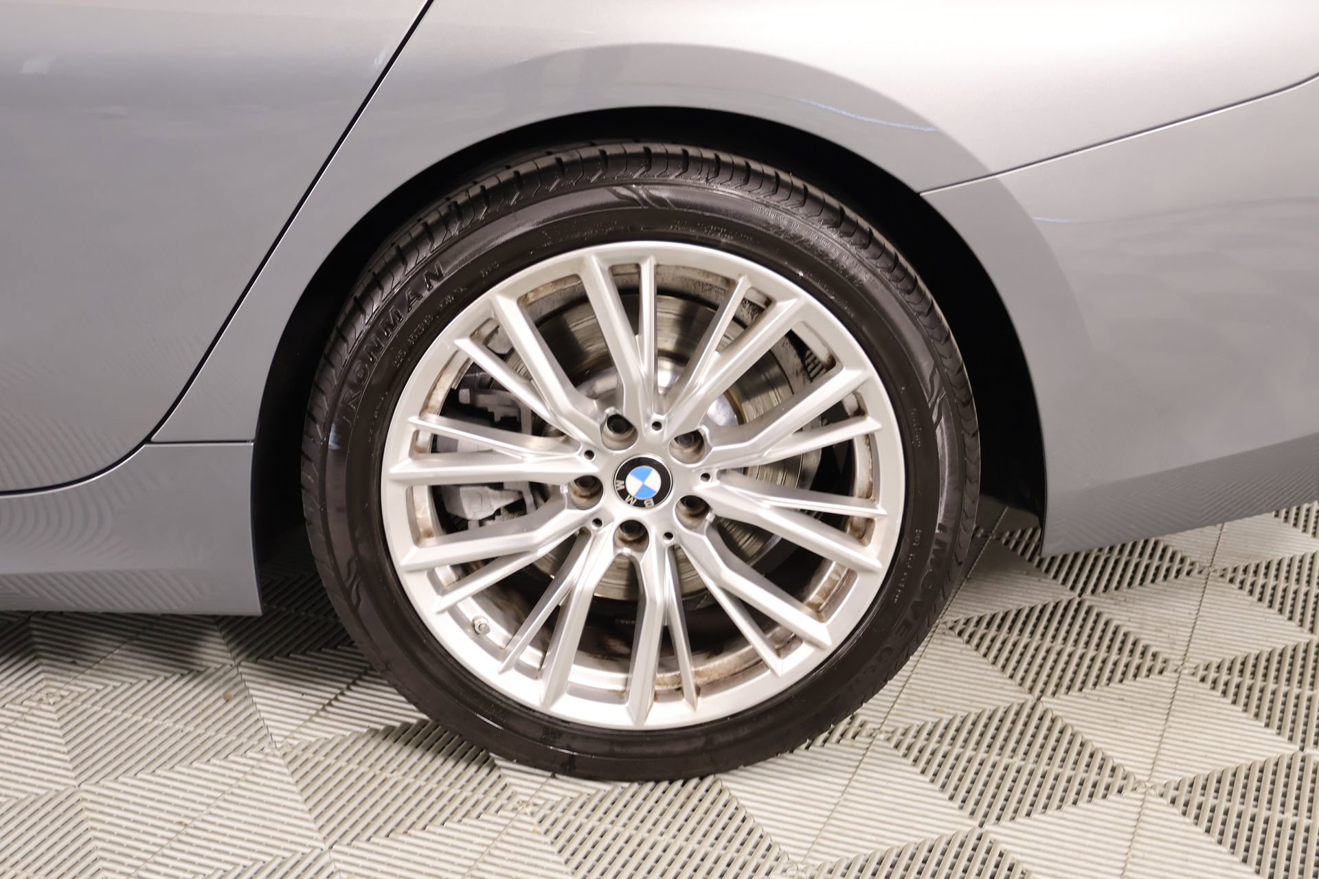 Used 2024 BMW 330i Sedan image 19