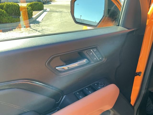 Used 2025 GMC Canyon AT4 w/ Nightfall Edition image 19