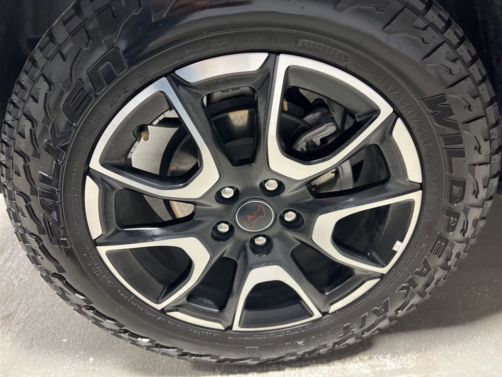 Used 2025 Jeep Compass Trailhawk image 49