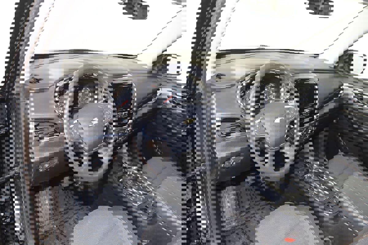 Used 2021 Chevrolet Traverse LS AWD/4WD image 23