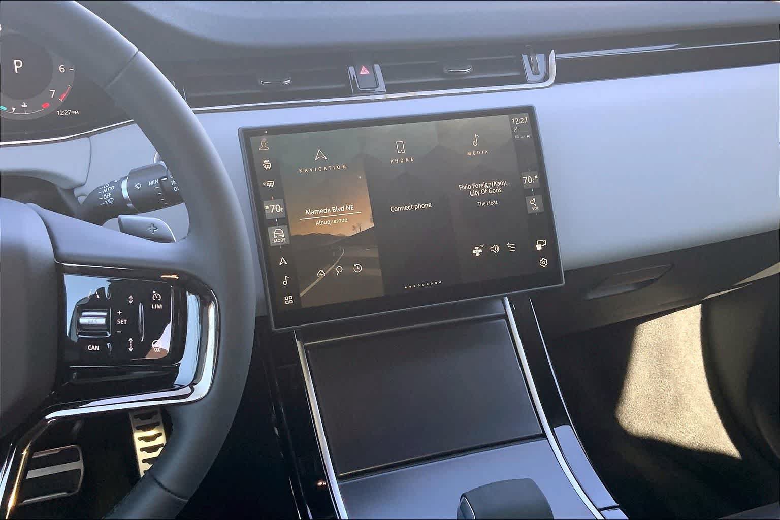 New 2026 Land Rover Range Rover Evoque Dynamic SE AWD/4WD image 6