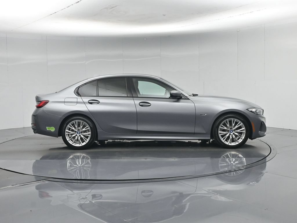 Used 2023 BMW 330e w/ Convenience Package RWD image 32