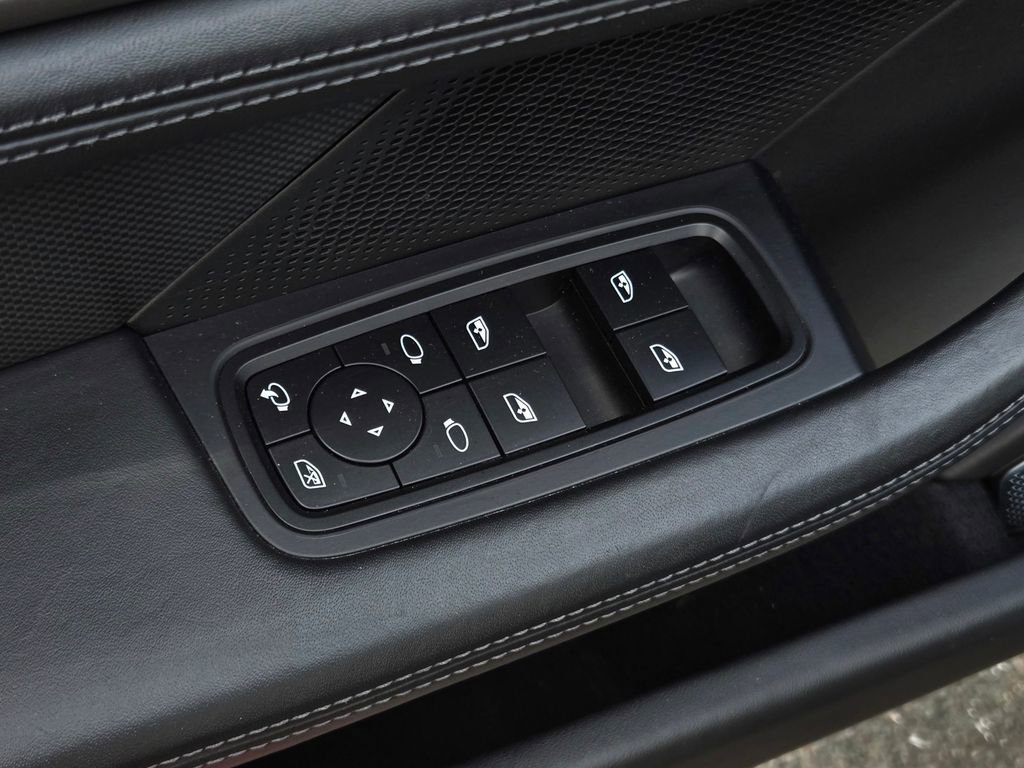 Used 2022 Porsche Taycan Turbo S w/ Premium Package image 13