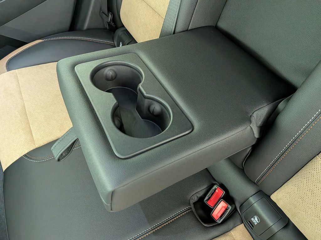 New 2026 Chevrolet Equinox ACTIV w/ Convenience Package III image 36