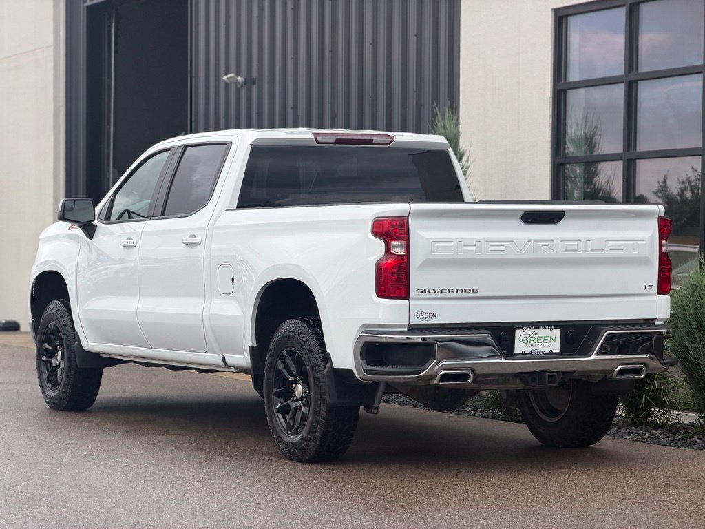 Used 2023 Chevrolet Silverado 1500 LT AWD/4WD image 3