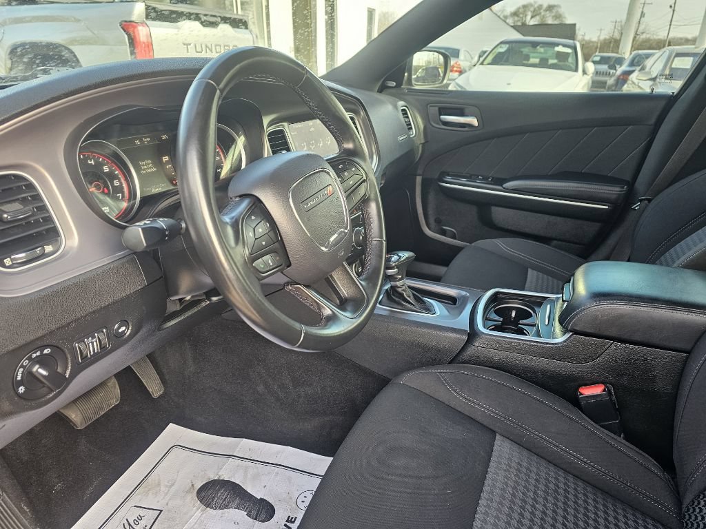 Used 2023 Dodge Charger SXT RWD image 18