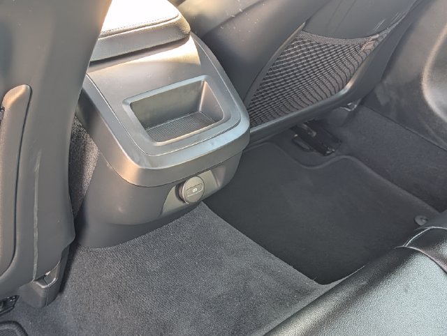 Used 2024 Volvo S60 B5 Core FWD image 13