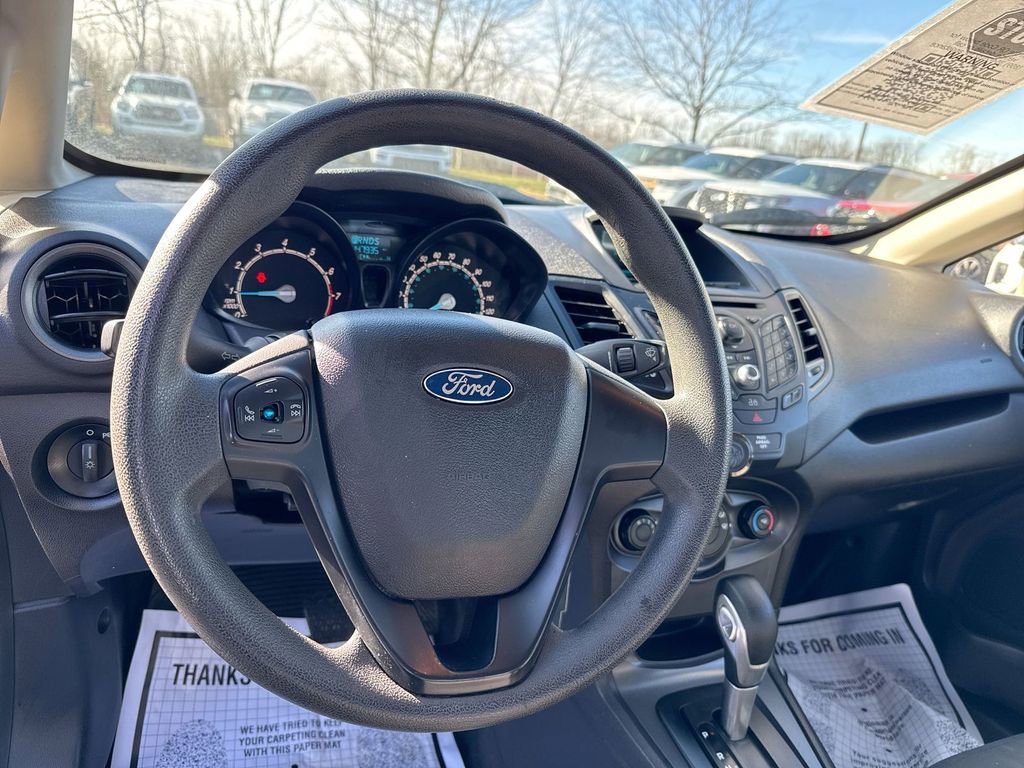 Used 2015 Ford Fiesta S image 11