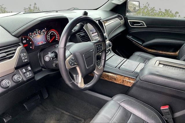 Used 2016 GMC Yukon Denali w/ Open Road Package image 12