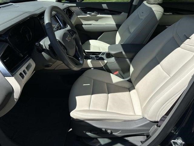 Certified 2024 Cadillac XT6 Premium Luxury AWD/4WD image 24